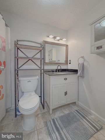 107 APPLETREE DR NE, Leesburg, VA 20176