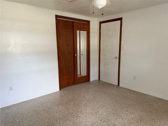 6035 10TH STREET, Zephyrhills, FL 33542