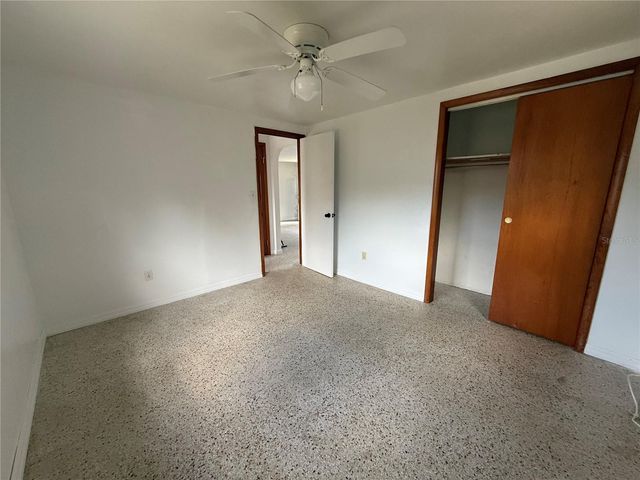 6035 10TH STREET, Zephyrhills, FL 33542