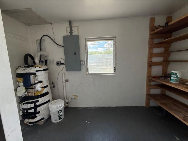 6035 10TH STREET, Zephyrhills, FL 33542