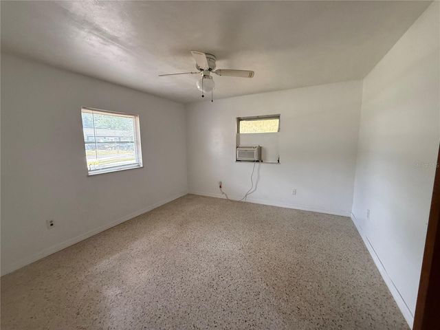 6035 10TH STREET, Zephyrhills, FL 33542