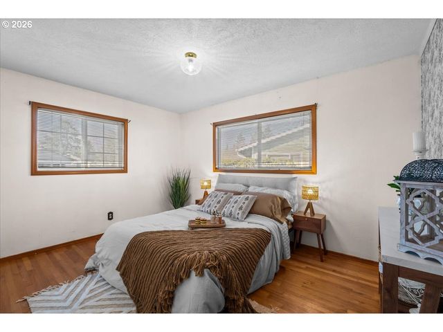2813 MAYWOOD Dr, Forest Grove, OR 97116