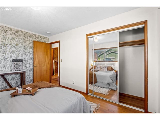 2813 MAYWOOD Dr, Forest Grove, OR 97116