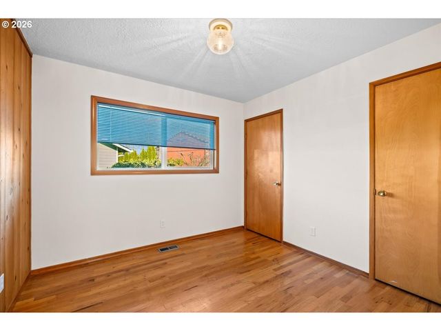 2813 MAYWOOD Dr, Forest Grove, OR 97116