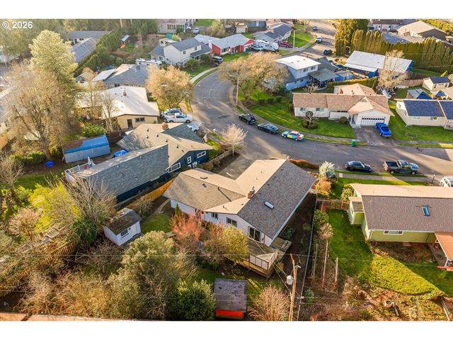 2813 MAYWOOD Dr, Forest Grove, OR 97116