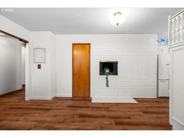 2813 MAYWOOD Dr, Forest Grove, OR 97116