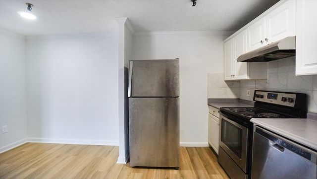 115 W Squantum St 203, Quincy, MA 02171