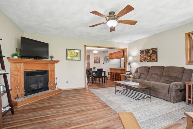 5703 Aster Lane, Waterloo, IA 50701