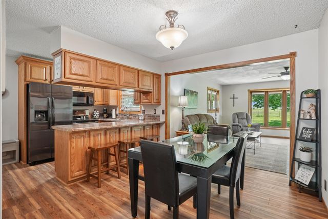 5703 Aster Lane, Waterloo, IA 50701