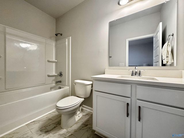 4612 Hampton Glen Circle, Owens Cross Roads, AL 35763