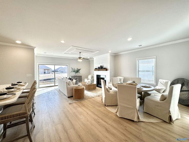 4612 Hampton Glen Circle, Owens Cross Roads, AL 35763