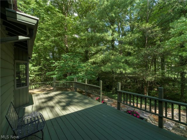 134 N Revere Road, Akron, OH 44333