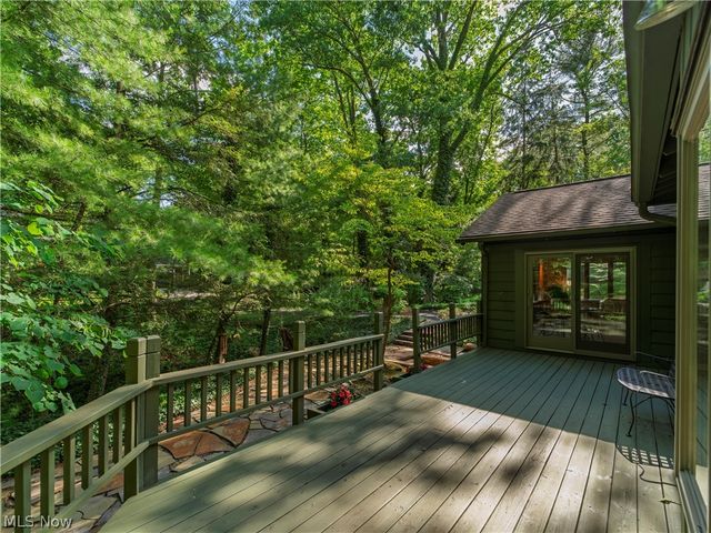 134 N Revere Road, Akron, OH 44333