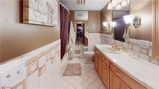 134 N Revere Road, Akron, OH 44333