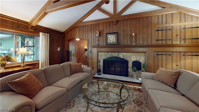 134 N Revere Road, Akron, OH 44333
