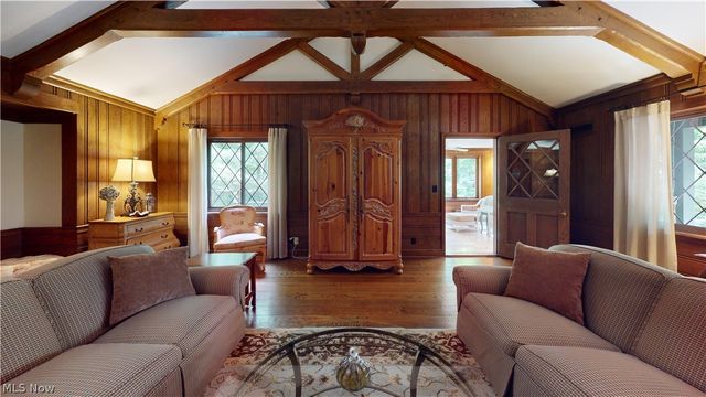 134 N Revere Road, Akron, OH 44333