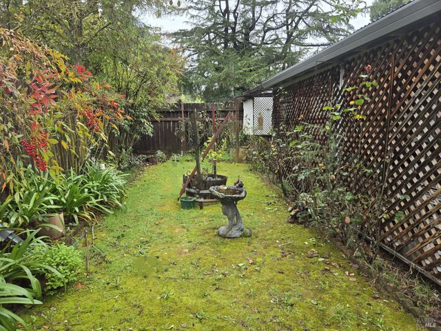 7149 lynch Rd, Santa Rosa, CA 95472