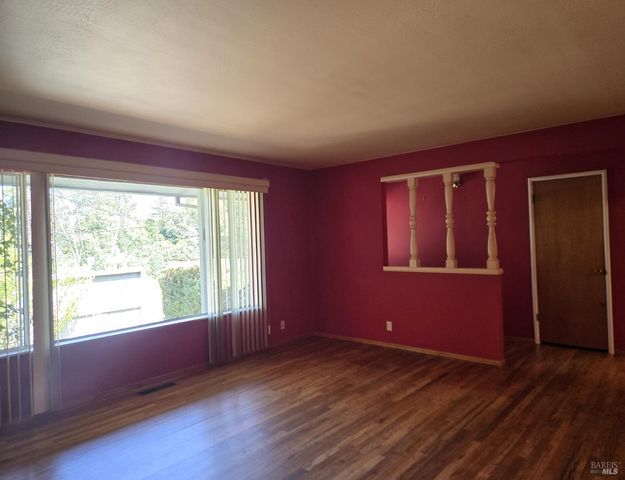 7149 lynch Rd, Santa Rosa, CA 95472