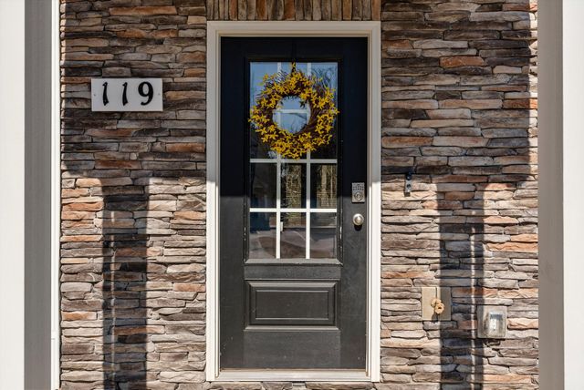 119 Cecil Rd, Lebanon, TN 37087