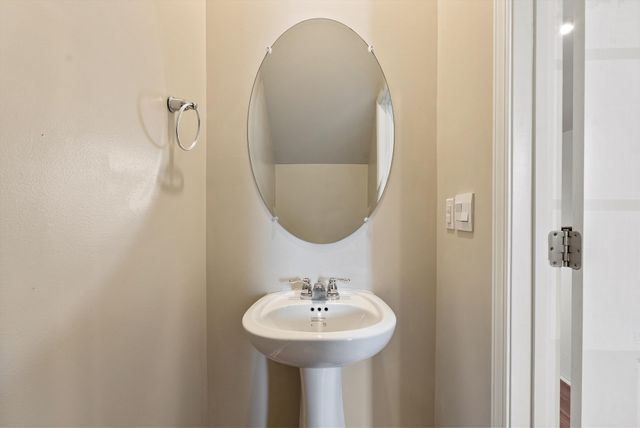 119 Cecil Rd, Lebanon, TN 37087