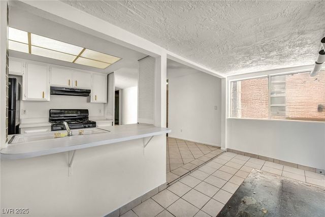 1420 Vegas Valley Drive 20, Las Vegas, NV 89169