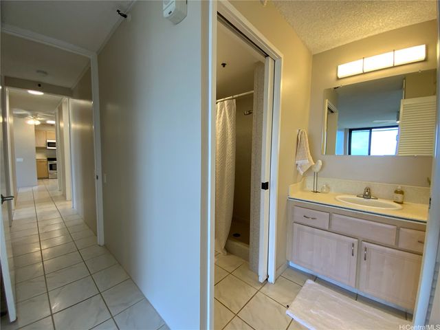 322 Aoloa Street 811, Kailua, HI 96734