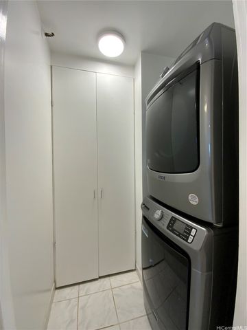 322 Aoloa Street 811, Kailua, HI 96734