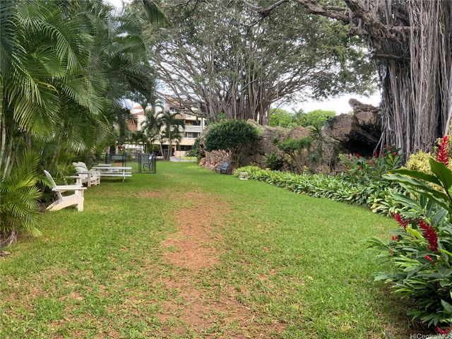 322 Aoloa Street 811, Kailua, HI 96734