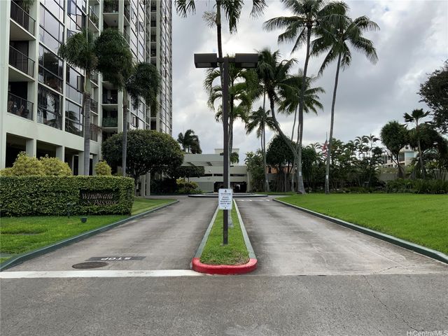 322 Aoloa Street 811, Kailua, HI 96734