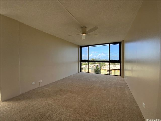 322 Aoloa Street 811, Kailua, HI 96734