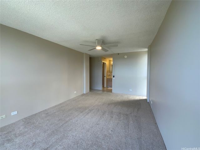 322 Aoloa Street 811, Kailua, HI 96734