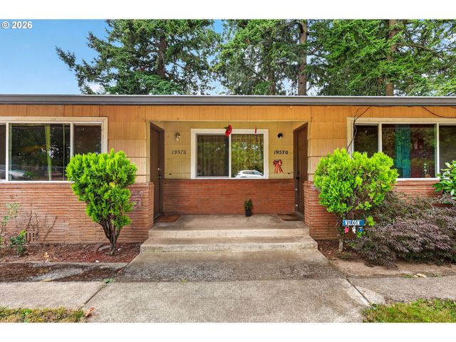 19570 Se YAMHILL St, Gresham, OR 97233