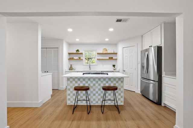 75 Maple Drive, Pottsboro, TX 75076