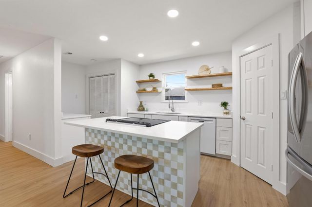 75 Maple Drive, Pottsboro, TX 75076