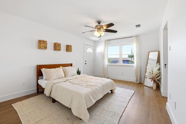 75 Maple Drive, Pottsboro, TX 75076