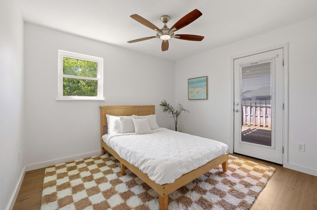 75 Maple Drive, Pottsboro, TX 75076