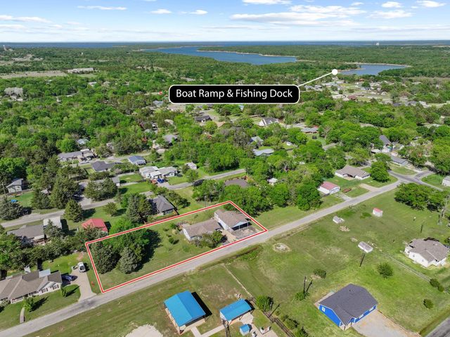 75 Maple Drive, Pottsboro, TX 75076