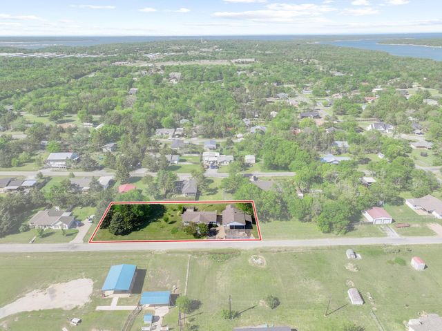 75 Maple Drive, Pottsboro, TX 75076