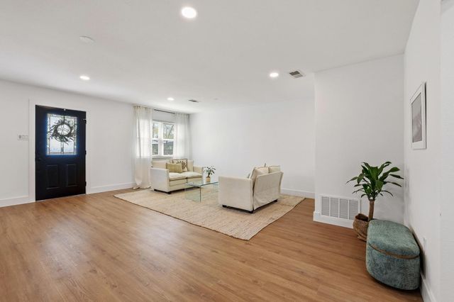 75 Maple Drive, Pottsboro, TX 75076