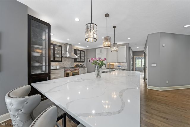 4725 Maidstone Drive, Brecksville, OH 44141