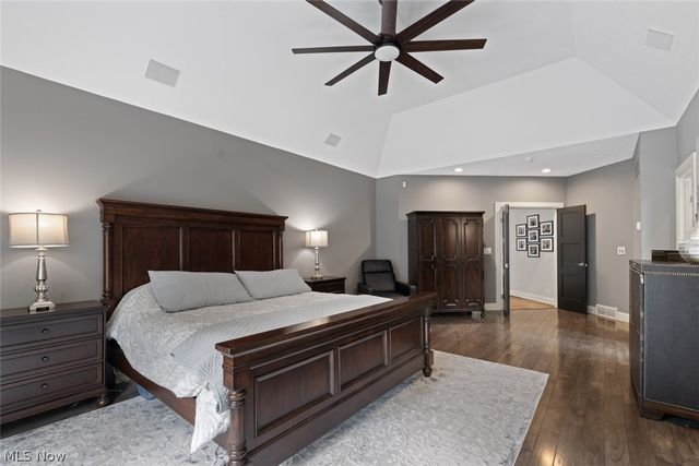 4725 Maidstone Drive, Brecksville, OH 44141