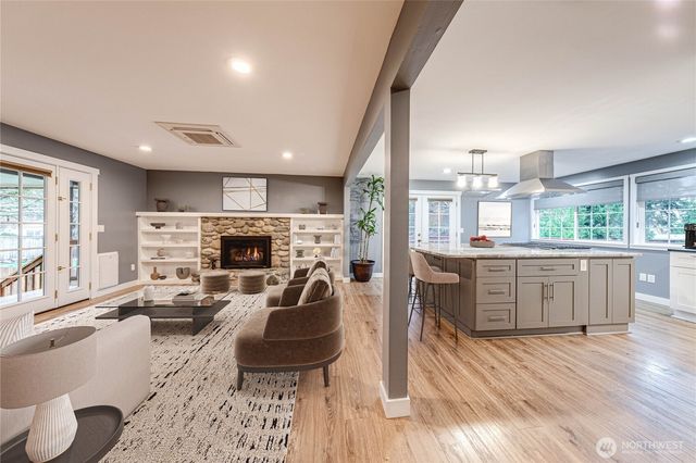 3030 Panaview Boulevard, Everett, WA 98203