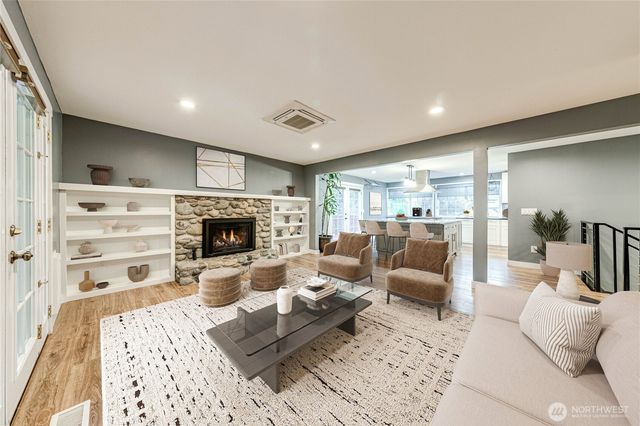 3030 Panaview Boulevard, Everett, WA 98203
