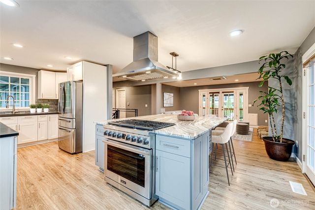 3030 Panaview Boulevard, Everett, WA 98203