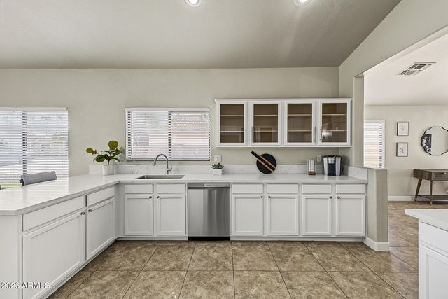 8126 W WATKINS Street, Phoenix, AZ 85043