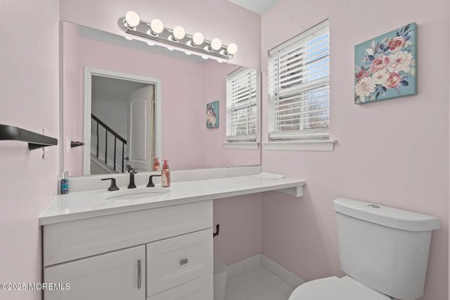 20 Canidae Court, Tinton Falls, NJ 07753