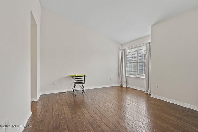 20 Canidae Court, Tinton Falls, NJ 07753