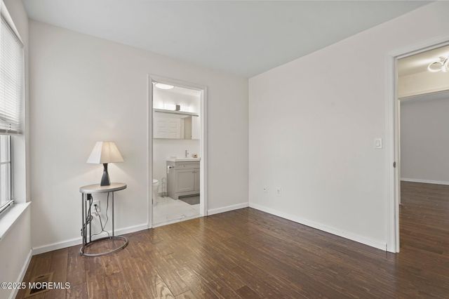 20 Canidae Court, Tinton Falls, NJ 07753