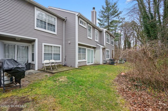 20 Canidae Court, Tinton Falls, NJ 07753