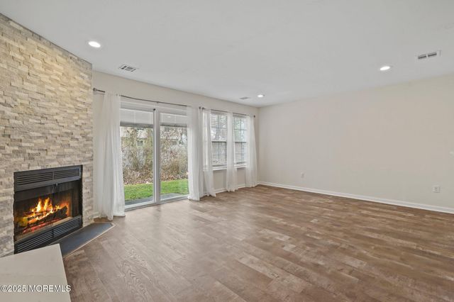 20 Canidae Court, Tinton Falls, NJ 07753